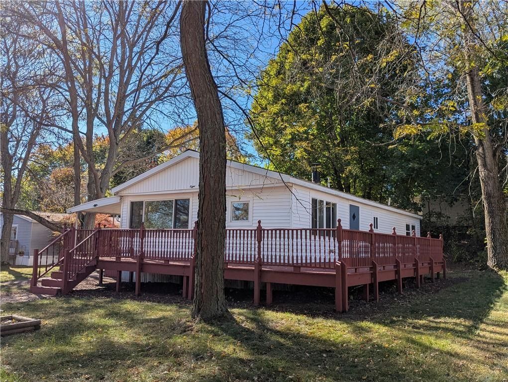 8 Gwyn Lane, West Bloomfield, NY 14469