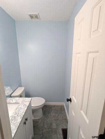 3102 Lone Tree Road, Bellevue, NE 68123