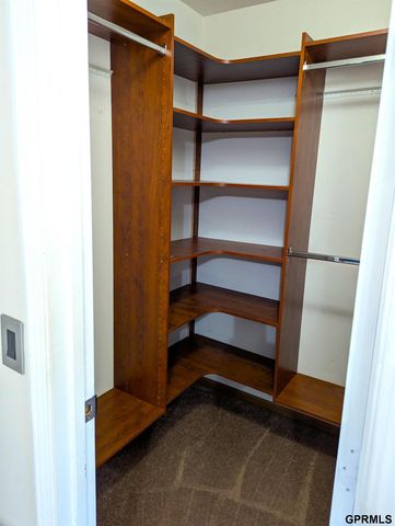 3102 Lone Tree Road, Bellevue, NE 68123