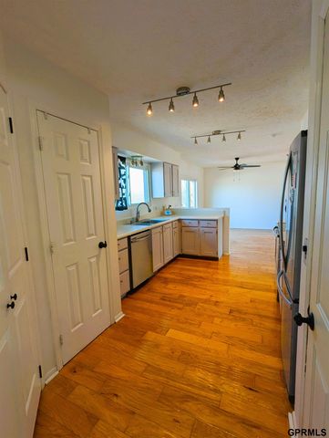 3102 Lone Tree Road, Bellevue, NE 68123