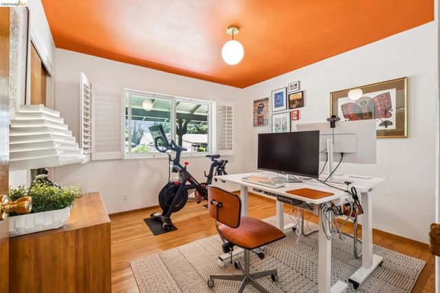 4851 Scotia Ave, Oakland, CA 94605