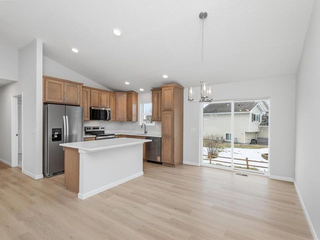 1301 Prairie Street NW, Montgomery, MN 56069