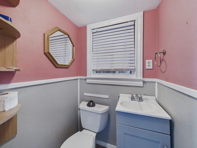 1334 W 21st Street, Houston, TX 77008