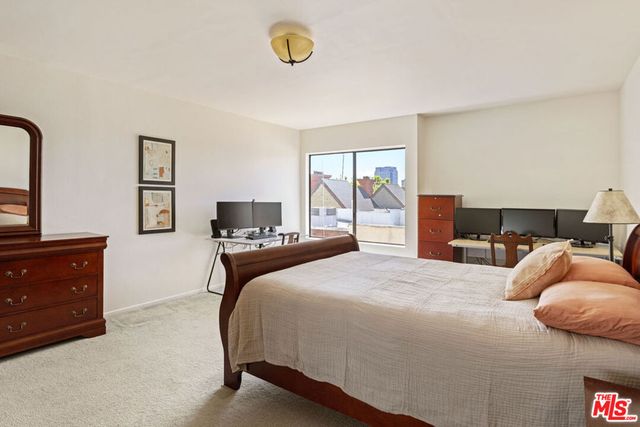 1325 Valley View Road 304, Glendale, CA 91202