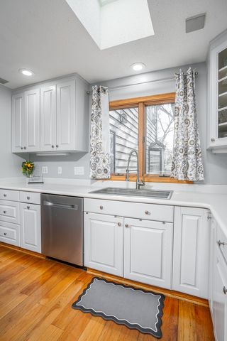 22 Wildwood Trail, Bettendorf, IA 52722