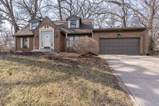 22 Wildwood Trail, Bettendorf, IA 52722
