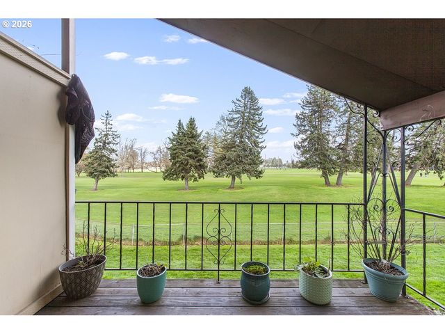 1322 Ne HOGAN Dr, Gresham, OR 97030