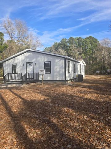 107 Dennis Drive, Goose Creek, SC 29445