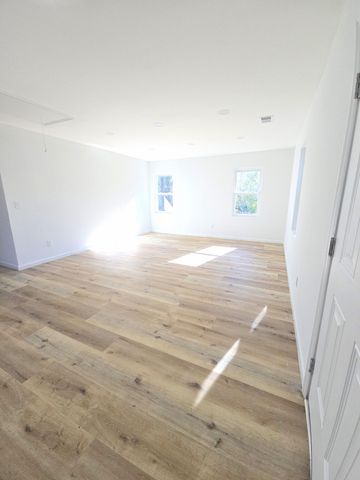 107 Dennis Drive, Goose Creek, SC 29445