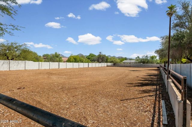 9420 E CACTUS Road, Scottsdale, AZ 85260