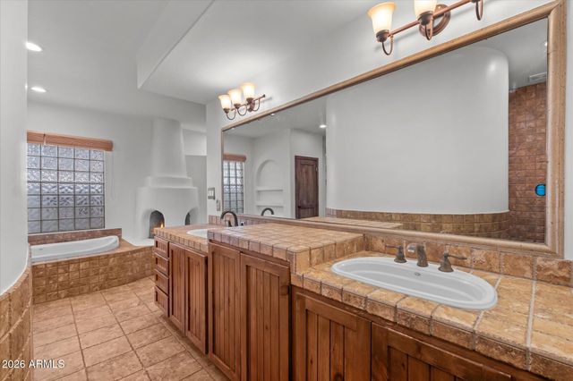 9420 E CACTUS Road, Scottsdale, AZ 85260