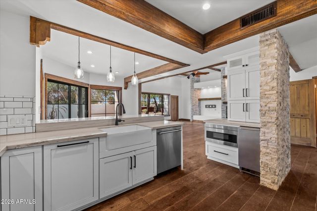 9420 E CACTUS Road, Scottsdale, AZ 85260
