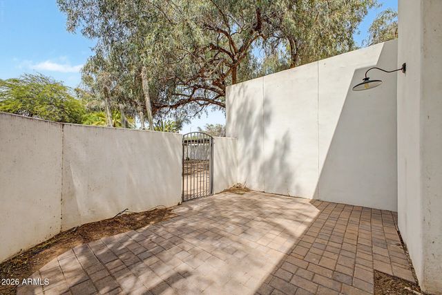 9420 E CACTUS Road, Scottsdale, AZ 85260