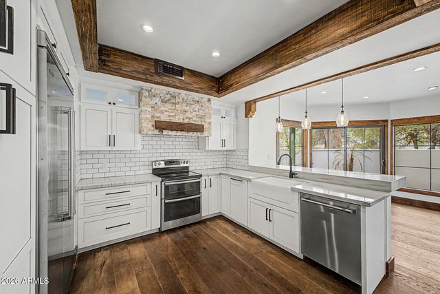 9420 E CACTUS Road, Scottsdale, AZ 85260
