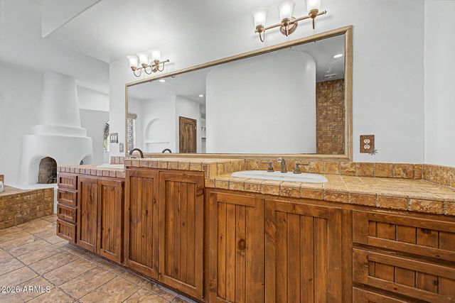 9420 E CACTUS Road, Scottsdale, AZ 85260