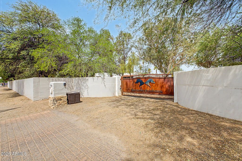 9420 E CACTUS Road, Scottsdale, AZ 85260 — photo 2