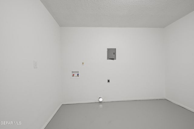 200 ROMERIA Drive, El Paso, TX 79907