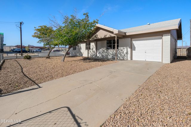 200 ROMERIA Drive, El Paso, TX 79907