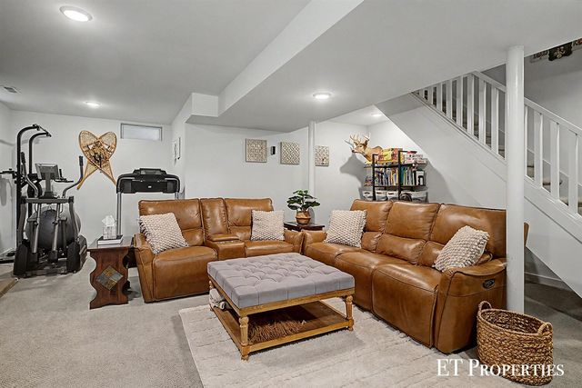 6645 Checkerberry Lane, Rockford, MI 49341