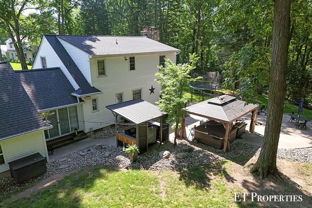 6645 Checkerberry Lane, Rockford, MI 49341
