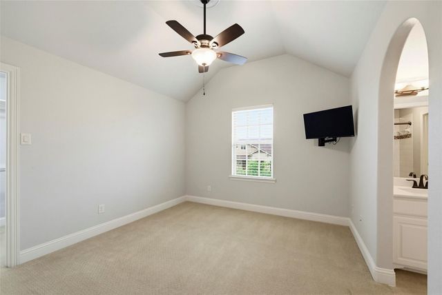 2201 Austin Waters, Carrollton, TX 75010