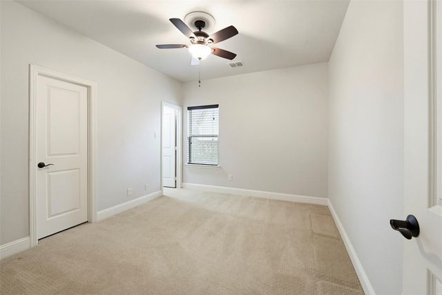 2201 Austin Waters, Carrollton, TX 75010