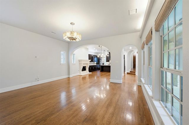 2201 Austin Waters, Carrollton, TX 75010