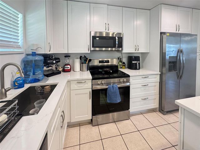 151 SW 15th Street, Pompano Beach, FL 33060