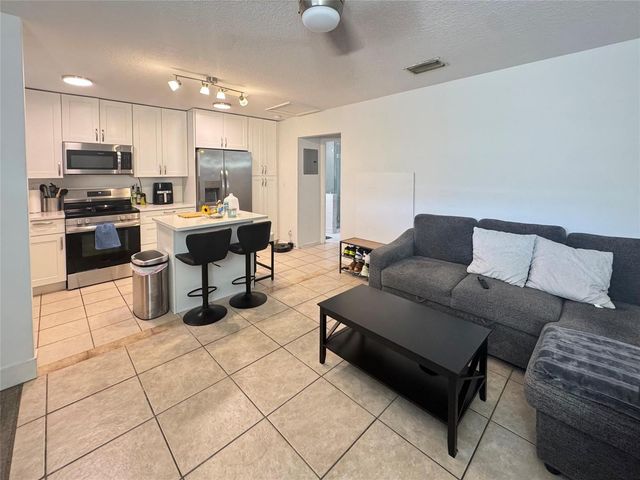 151 SW 15th Street, Pompano Beach, FL 33060
