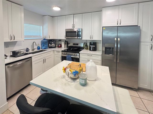 151 SW 15th Street, Pompano Beach, FL 33060
