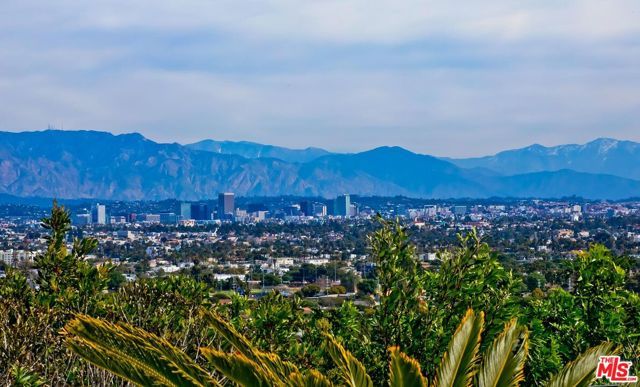 3903 Carol Court, Culver City, CA 90232