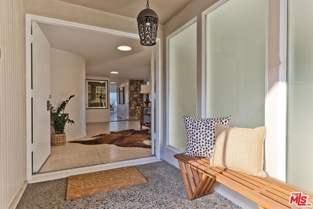 3903 Carol Court, Culver City, CA 90232