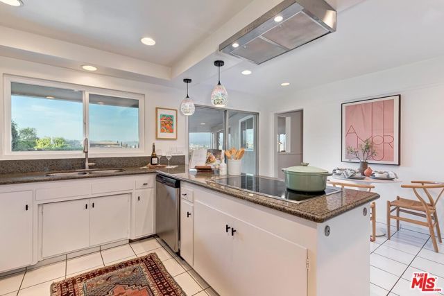 3903 Carol Court, Culver City, CA 90232