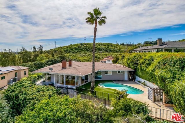 3903 Carol Court, Culver City, CA 90232