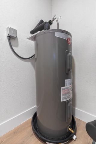 1430 NW 74th Street, Miami, FL 33147