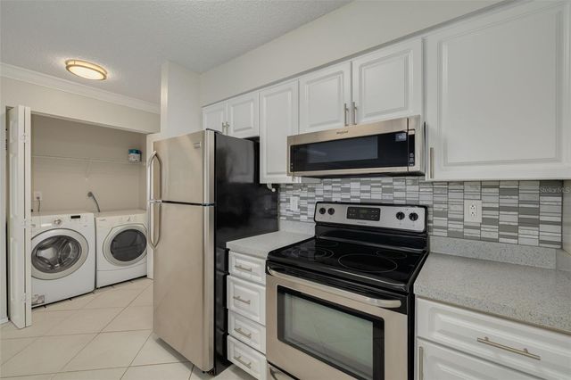 2400 FEATHER SOUND DRIVE 914, Clearwater, FL 33762