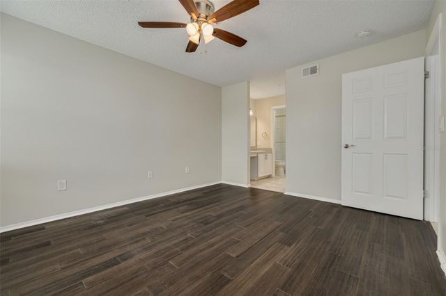 2400 FEATHER SOUND DRIVE 914, Clearwater, FL 33762