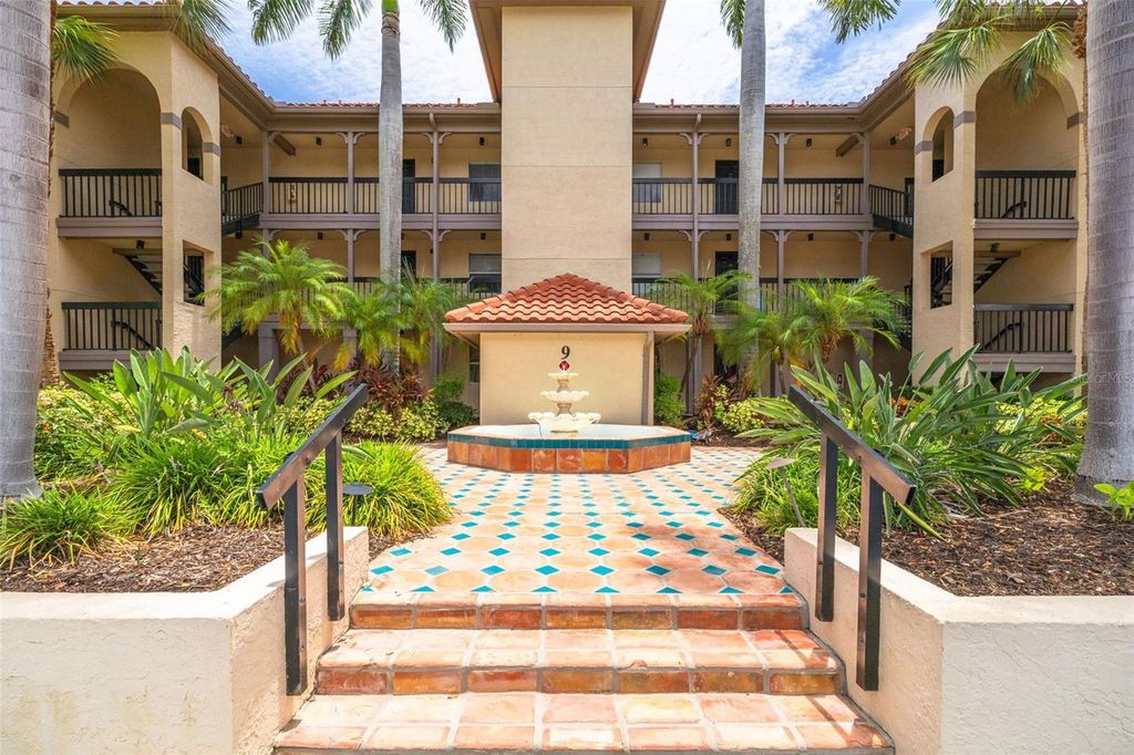2400 FEATHER SOUND DRIVE 914, Clearwater, FL 33762