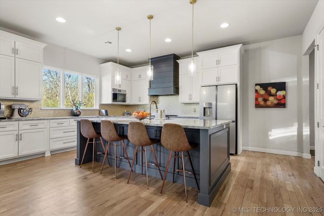 4861 W 77th Court S, Tulsa, OK 74132