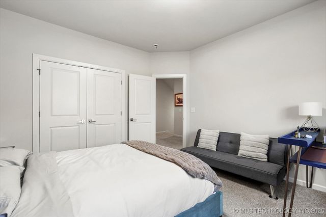 4861 W 77th Court S, Tulsa, OK 74132