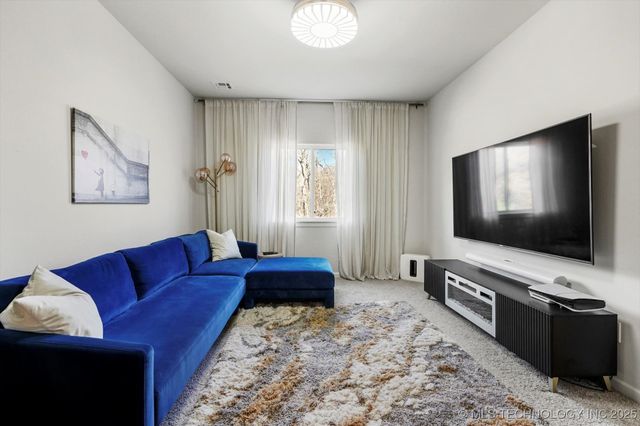 4861 W 77th Court S, Tulsa, OK 74132