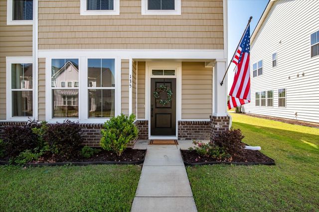 135 Pine Gate Drive, Summerville, SC 29483