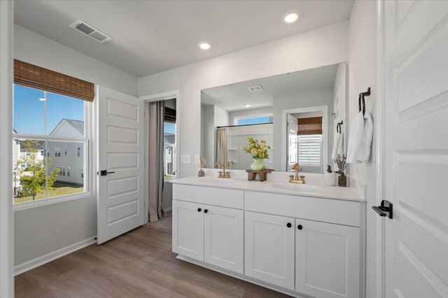 135 Pine Gate Drive, Summerville, SC 29483