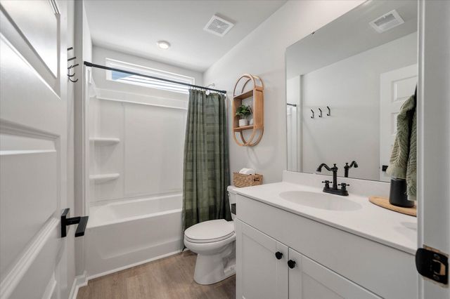 135 Pine Gate Drive, Summerville, SC 29483