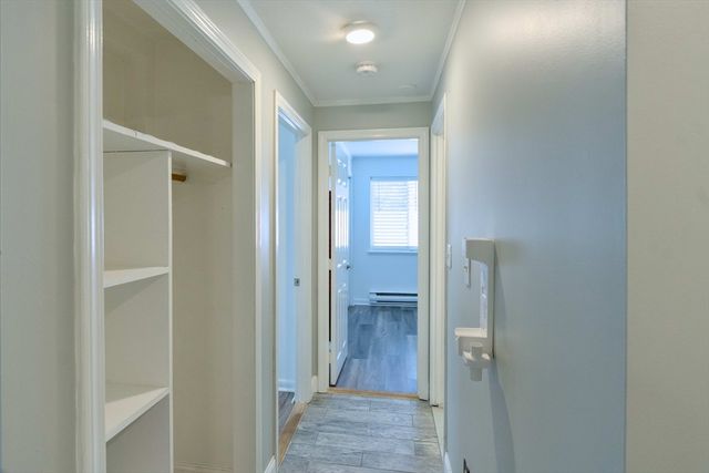 45 Oval Rd 8, Quincy, MA 02170