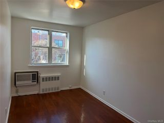 6320 Pleasantview Street, Middle Village, NY 11379