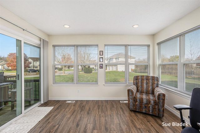 8641 Suntree Drive, Zeeland, MI 49464