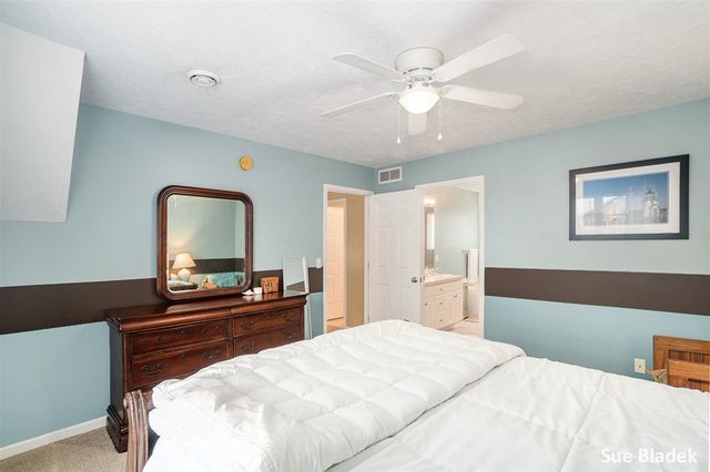 8641 Suntree Drive, Zeeland, MI 49464