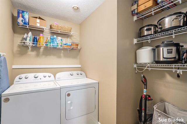 8641 Suntree Drive, Zeeland, MI 49464