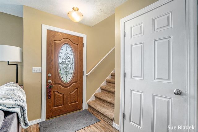 8641 Suntree Drive, Zeeland, MI 49464